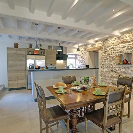 Prázdninový dům De Charme Avec Spa, Terrasse, Cheminee Et Cour, Ideal Pour Un Sejour Zen A - Fr-1-496-320 Notre-Dame-de-Boisset