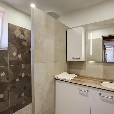De Charme Avec Spa, Terrasse, Cheminee Et Cour, Ideal Pour Un Sejour Zen A - Fr-1-496-320 Prázdninový dům *
