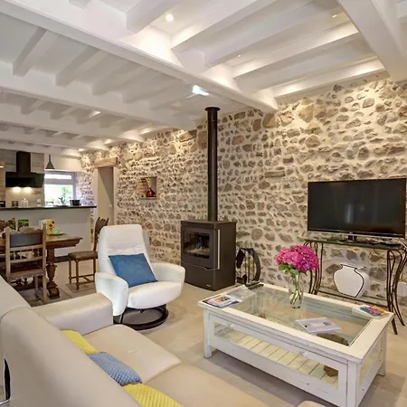 De Charme Avec Spa, Terrasse, Cheminee Et Cour, Ideal Pour Un Sejour Zen A - Fr-1-496-320 Prázdninový dům